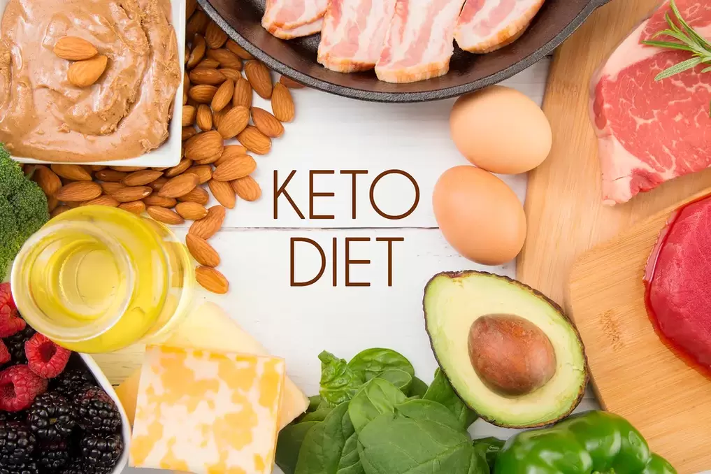 Keto dieta – riebaus maisto didinimas racione ir angliavandenių suvartojimo sumažinimas